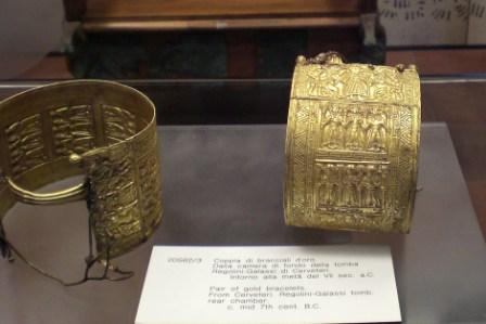 Gold bracelets, Vatican