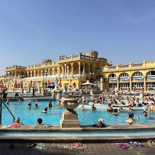 Budapest-_agirlcalledlea