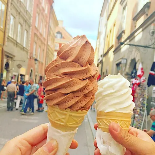 Instagram-warsaw-poland-_emilyfishyu