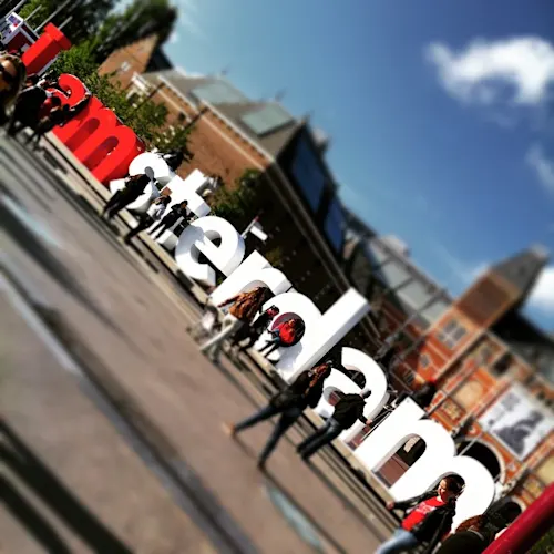 Amsterdam-7-_angusfulle.r