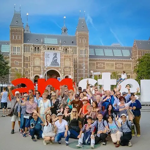 Amsterdam-group-32-_timthetourmansayer