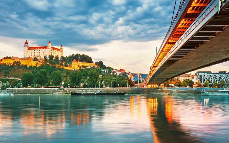 Bratislava-castle-over-Danube-river-in-Bratislava-old-town-Slovakia