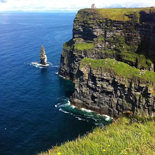 Cliffs-of-Moher-Ireland-_scouserontour