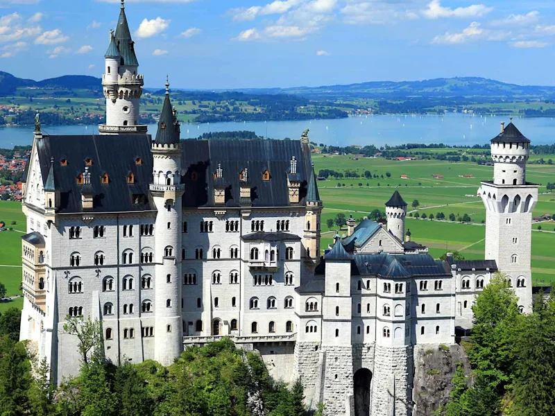 day-7-liechtenstein-neuschwanstein-castle-best-of-europe