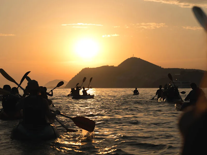 dubrovnik-sunset-kayaking-croatian-eastern-delights-day-5