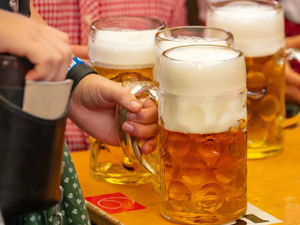 German-beer-hall-beer-swiper-hero-gallery