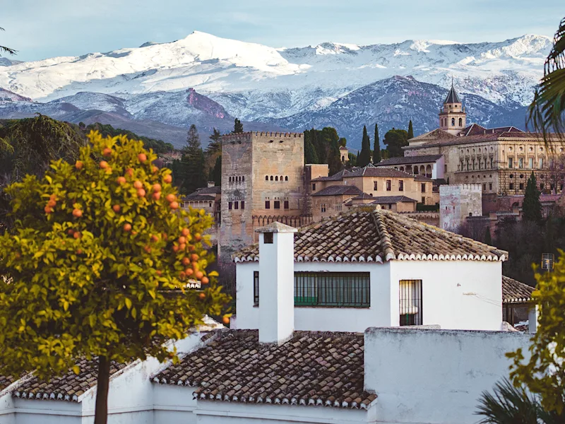 Granada-Spain-with-mountains