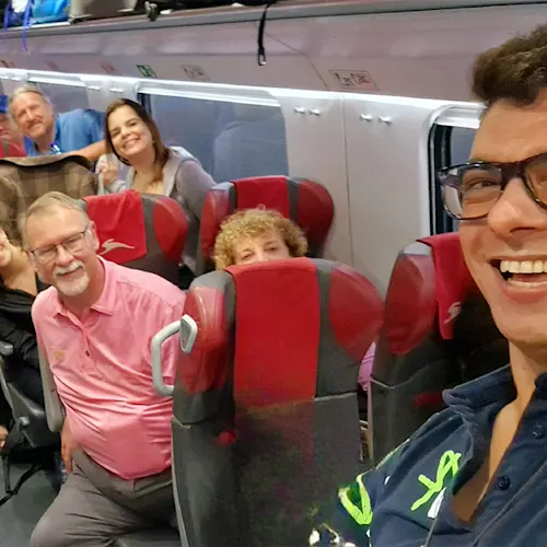 group-on-train-_firo_on_tour