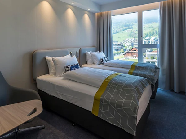 holiday-inn-express-kriens-room