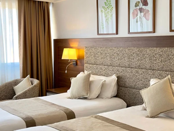 kenzi-basma-hotel-room