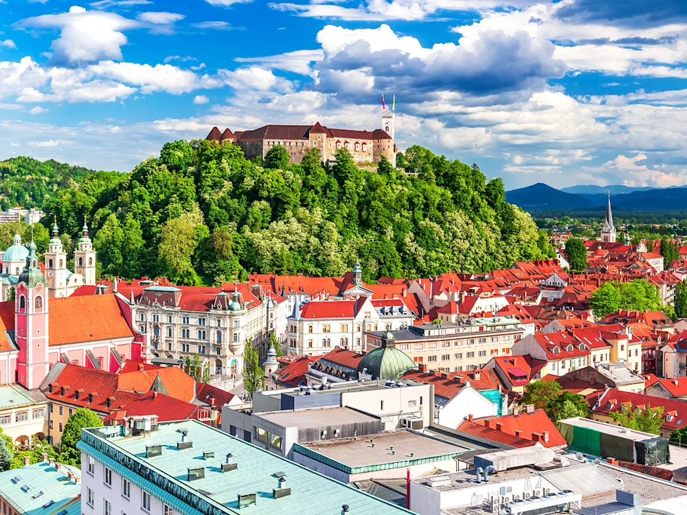 Ljubljana-castle-Slovenia-swiper-hero-gallery