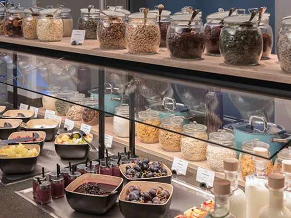 Mercure-Hotel-Munich-Neuperlach-Sud-breakfast