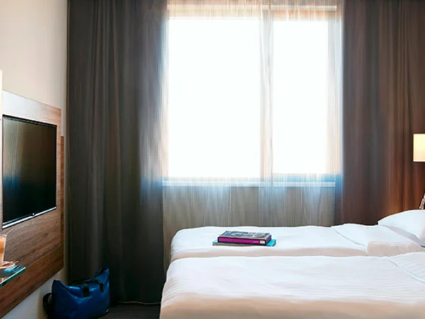 MOXY-Oslo-X-hotel-room