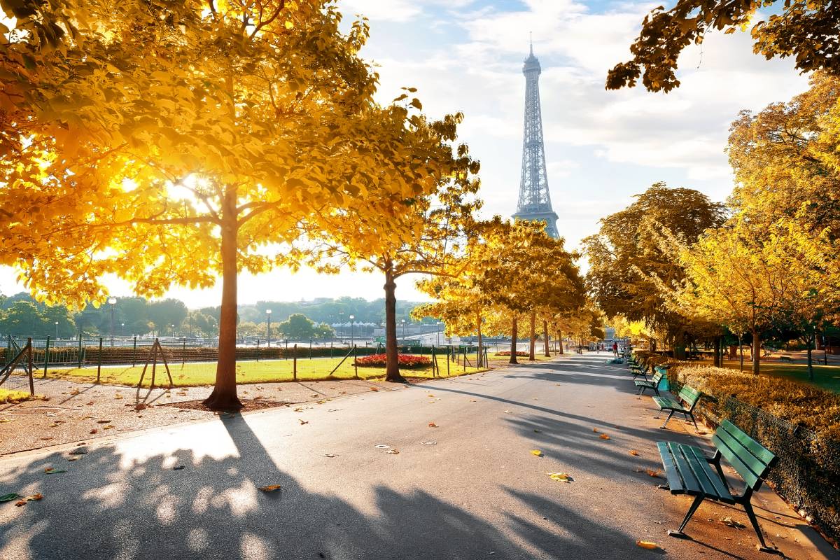 View of Eiffel Tower in Paris during autumn