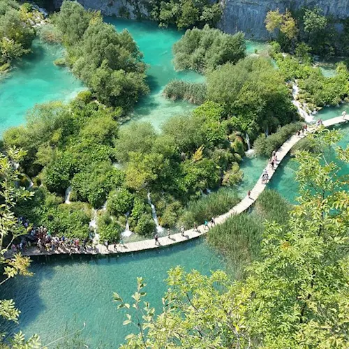 Plitvice-Lakes-Croatia-2
