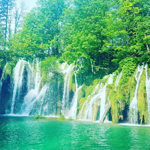 Plitvice-Lakes-Croatia-_helenavonkach