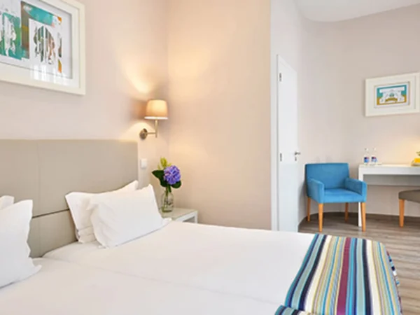 porto-domus-hotel-room