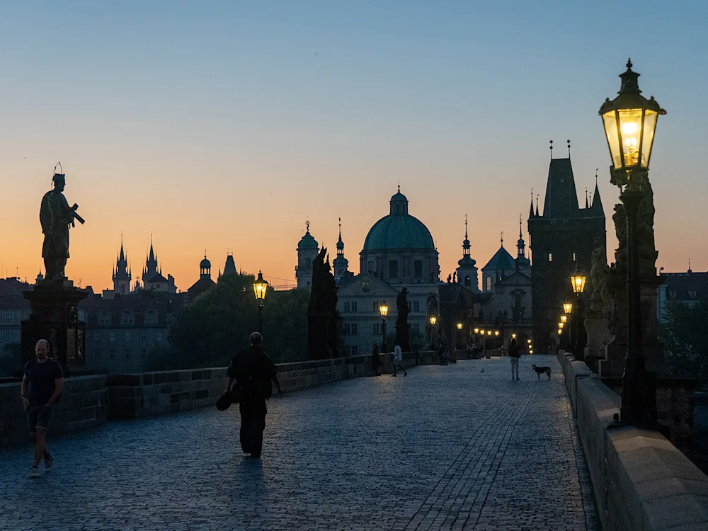 Prague-Charles-Bridge-Sunrise