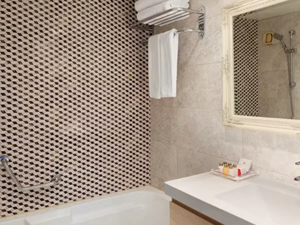 Ramada-Sofia-City-Centre-Hotel-2