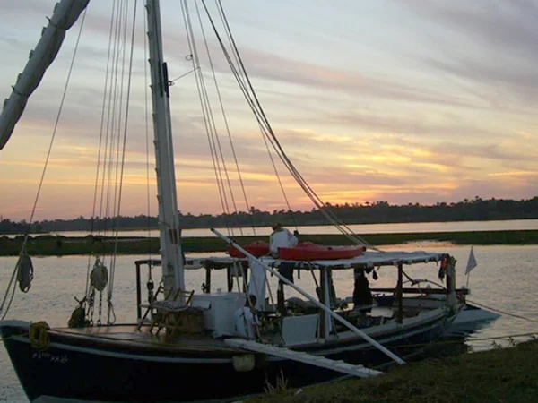 traditional-felucca-nile-cruise-boat