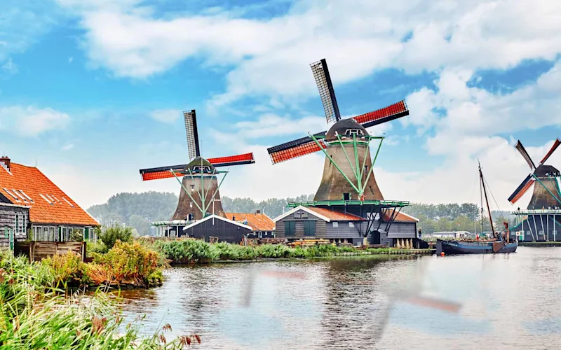 zaansche-schans-amsterdam-dutch-countryside-tour