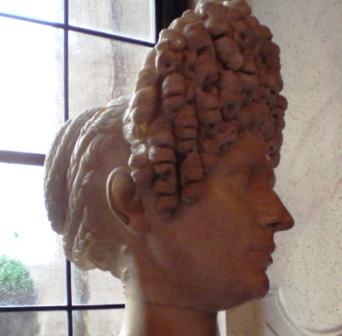 Woman's Hairstyle of the 1st c AD , Portrait Bust, Capitoline Museum 